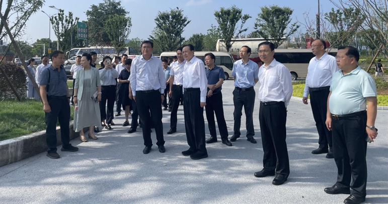 热烈欢迎政府领导莅临指导